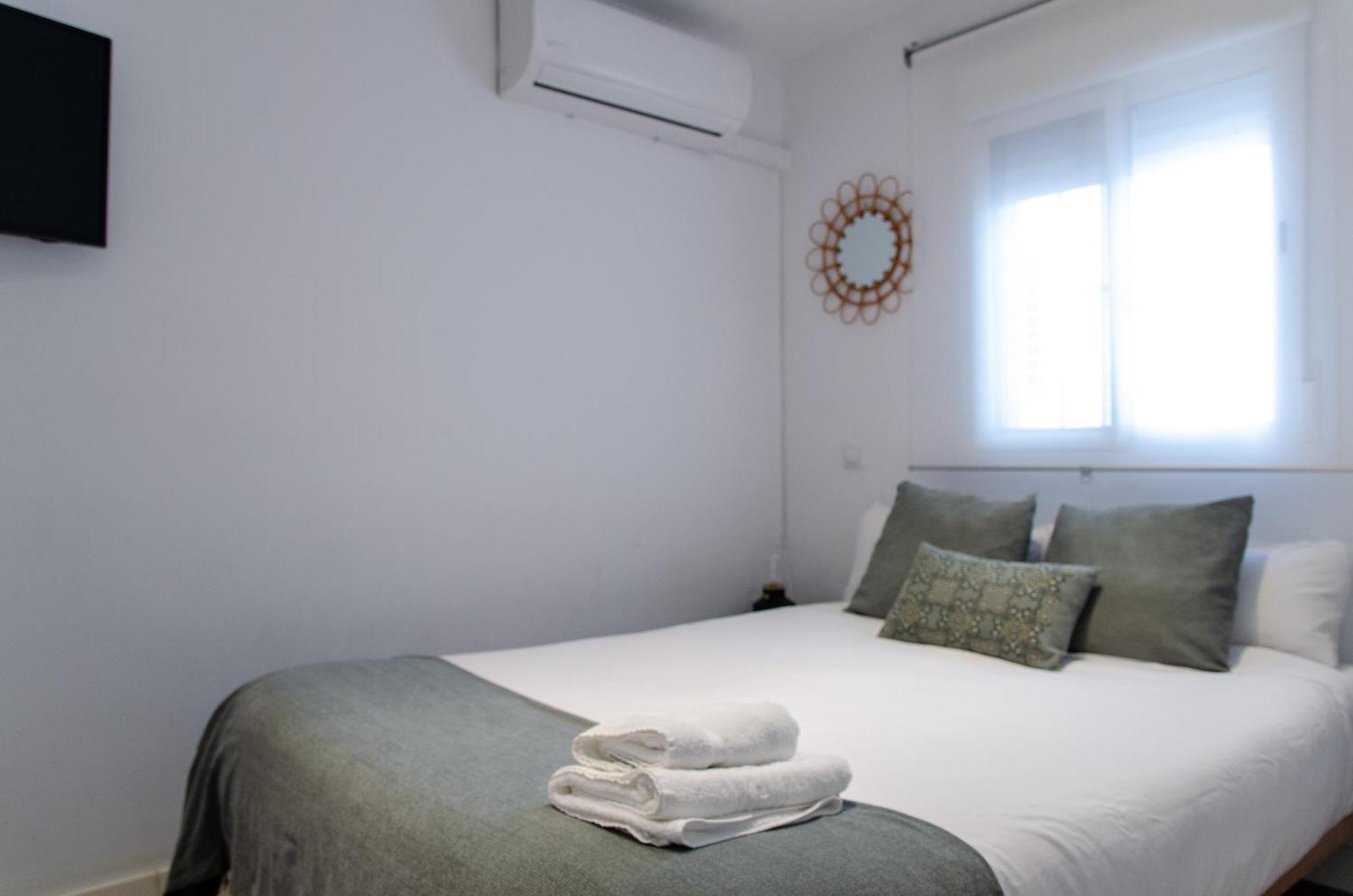Apartamento Moderno En Triana 2 Dormitorios Y Aire Acondicionado Seville Luaran gambar