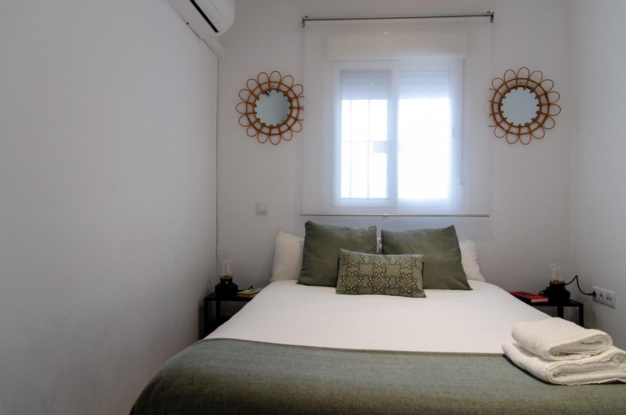 Apartamento Moderno En Triana 2 Dormitorios Y Aire Acondicionado Seville Luaran gambar