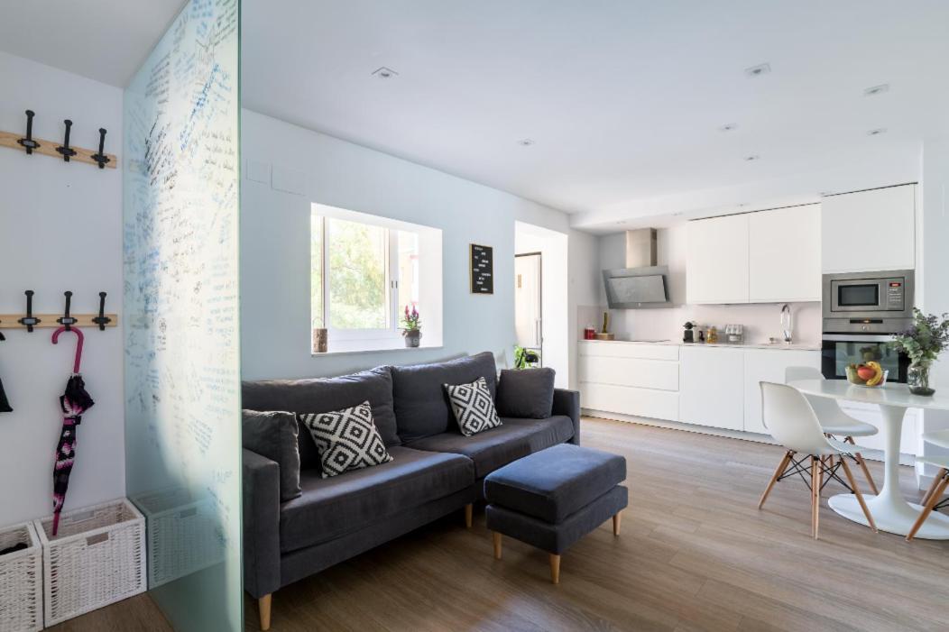 Apartamento Moderno En Triana 2 Dormitorios Y Aire Acondicionado Seville Luaran gambar